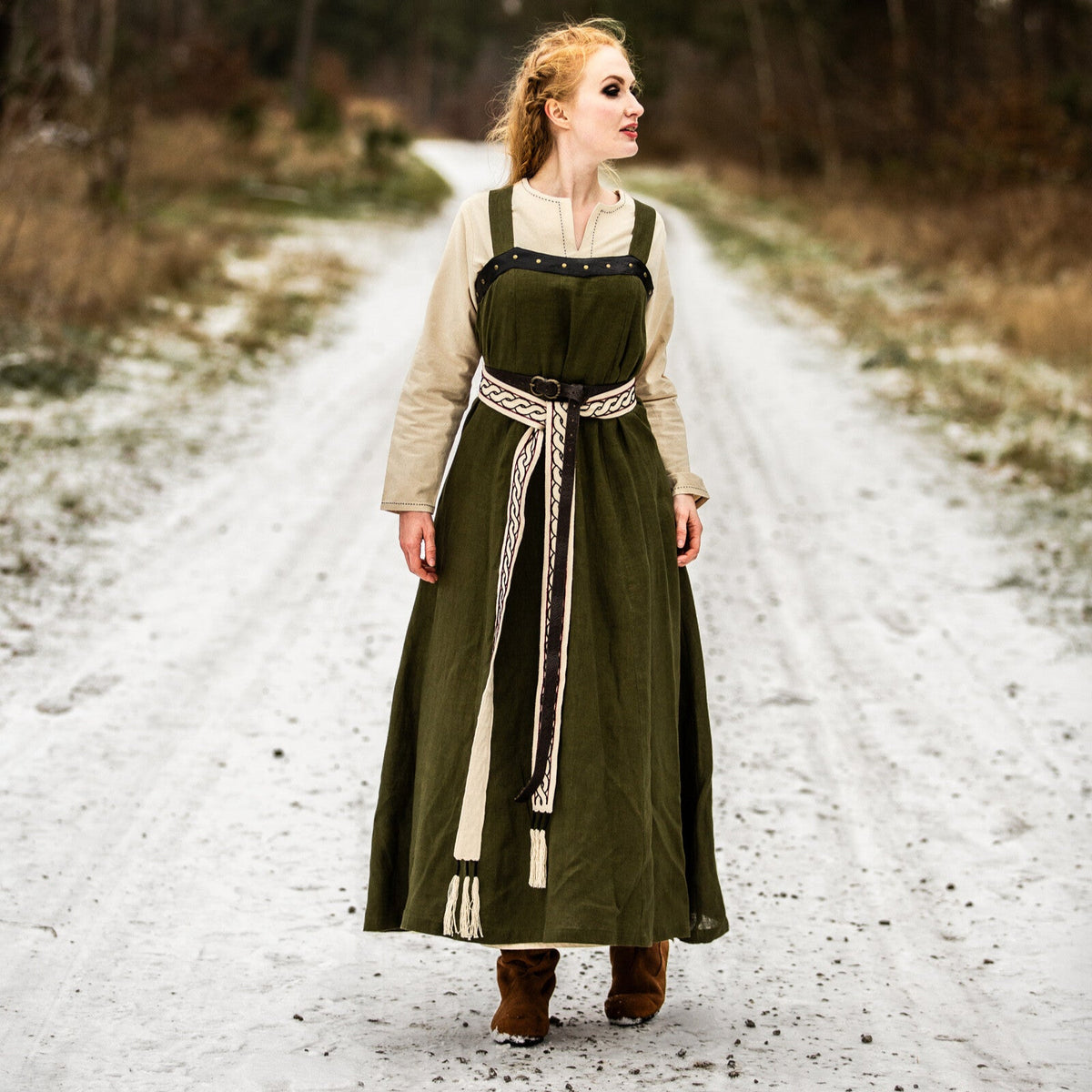 Viking Over Dress in Linen - Green