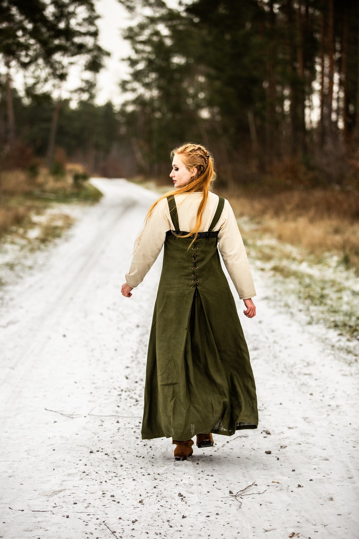 Viking Over Dress in Linen - Green