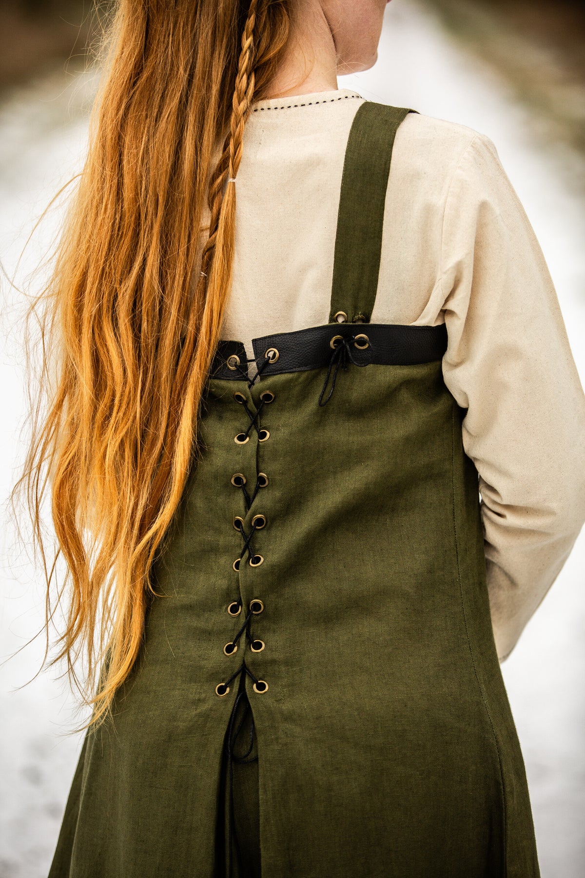 Viking Over Dress in Linen - Green